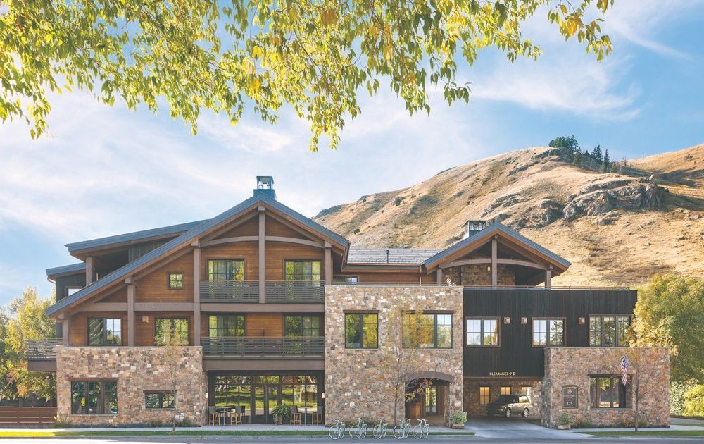 Re-Imagining The Outdoors: Building Hospitality Brands at The Gateway ...