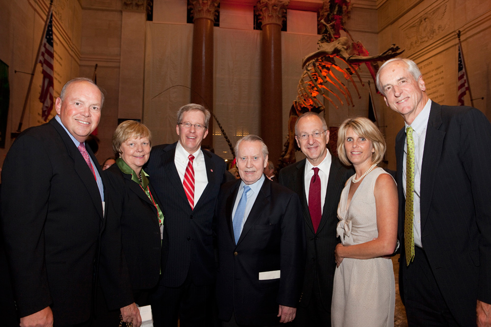 Cornell gala honors philanthropic icon Chuck Feeney '56