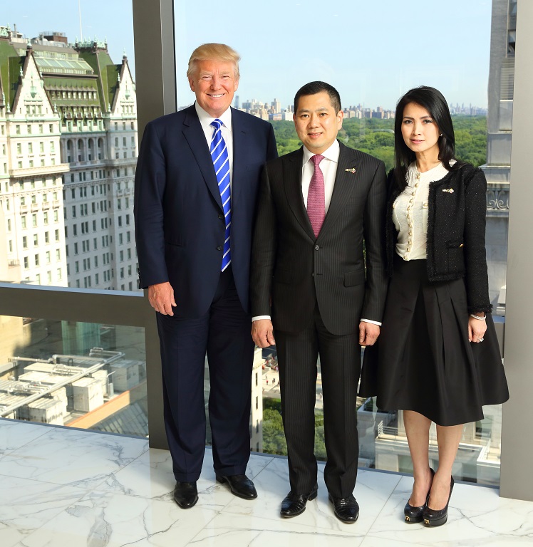 Left to right: Donald J. Trump, Hary Tanoesoedibjo & Liliana Tanoesoedibjo — Photo by Trump