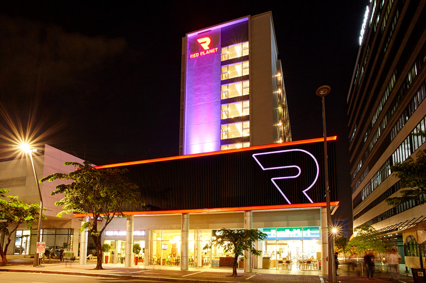 Red Hotels begins building its empire with SiteMinder