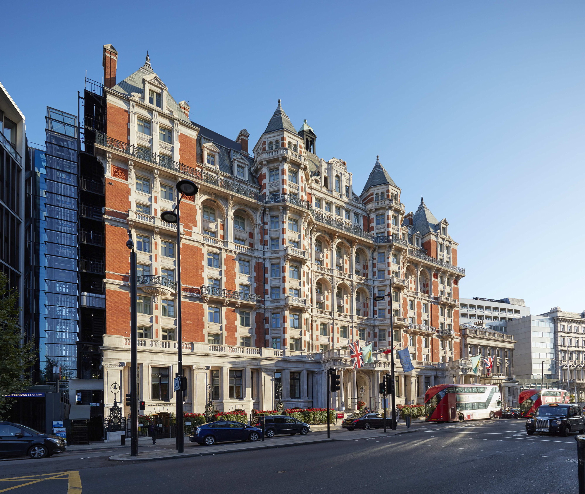 Mandarin Oriental London unveils first phase of renovation completed