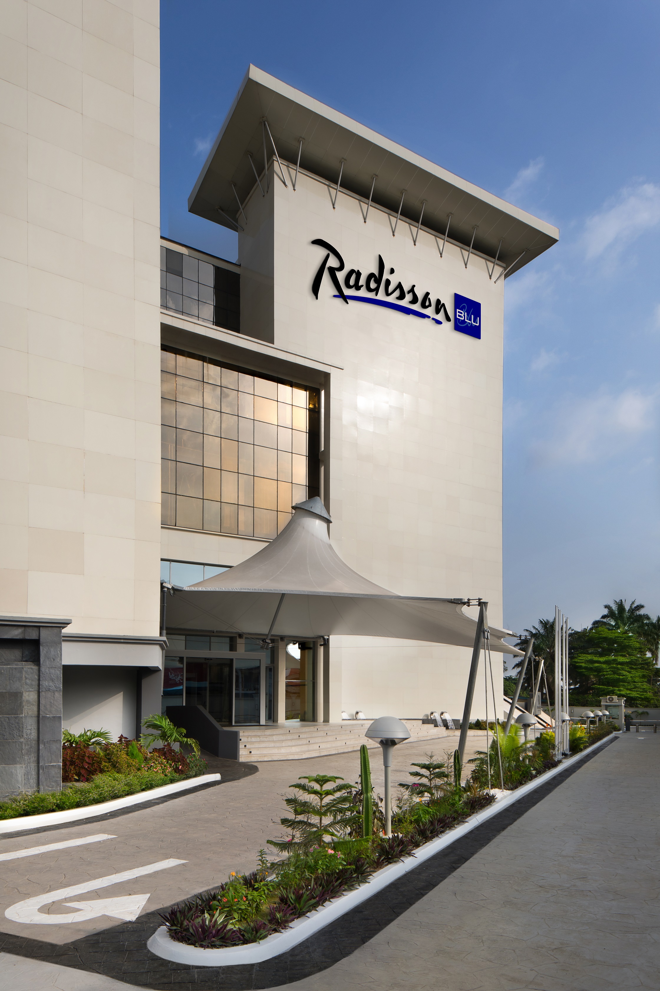 Carlson Rezidor Opens Radisson Blu Hotel Lagos Ikeja in Nigeria