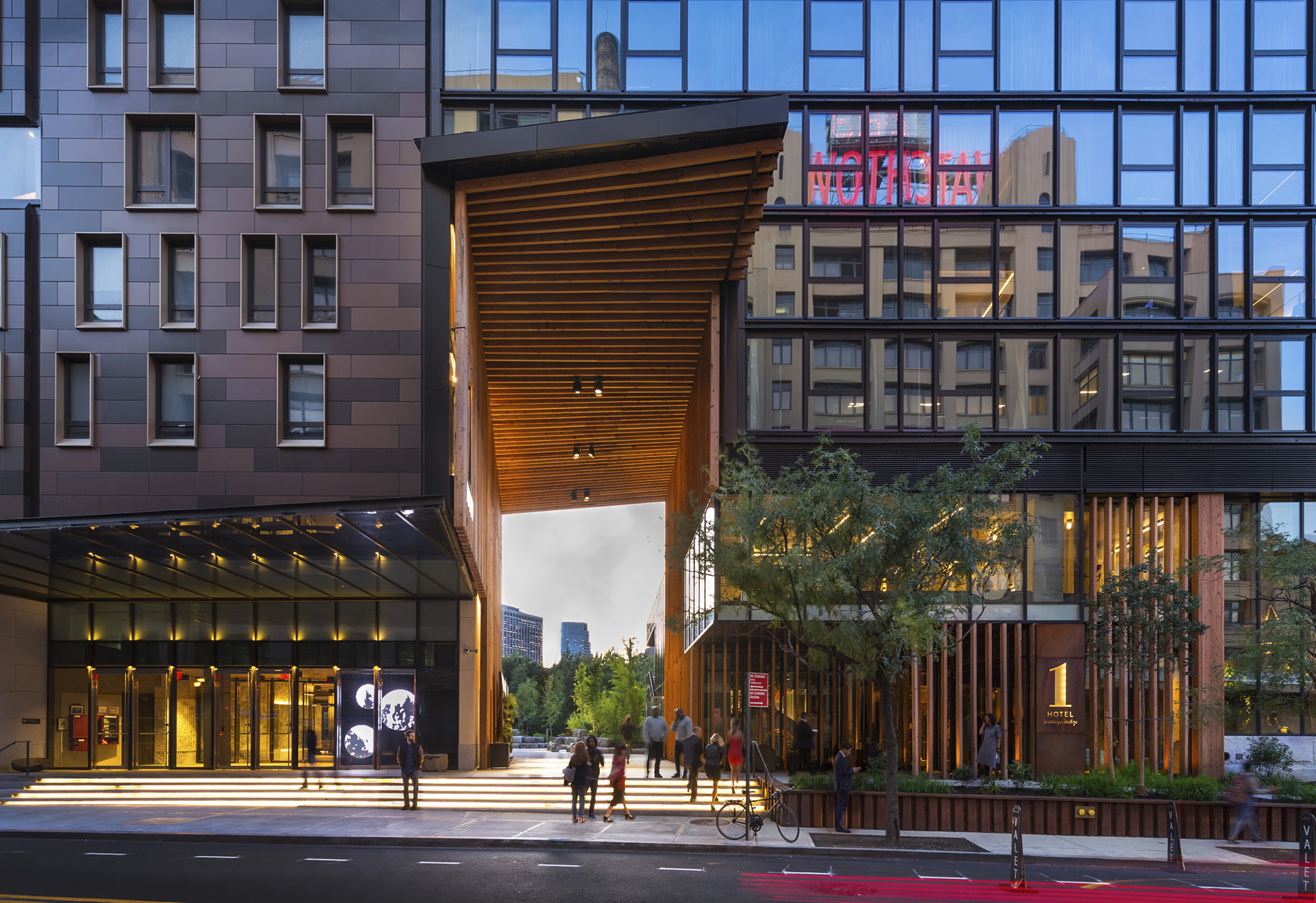 Top New York Luxury Hotel, 1 Hotel Brooklyn Bridge, Maximizes Profitability by Utilizing RFID Top New York Luxury Hotel, 1 Hotel Brooklyn Bridge, Maximizes Profitability by Utilizing RFID