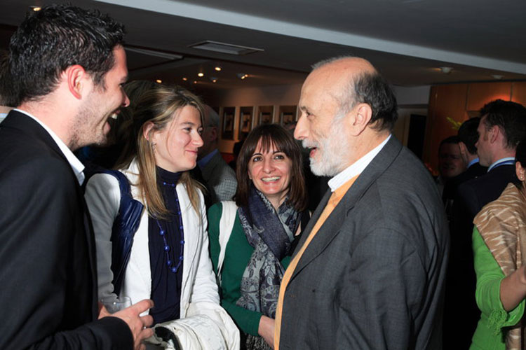 Carlo Patrini, founder of the worldwide Slow Food movement, with students (2010)— Photo by The Oxford Cultural Collective