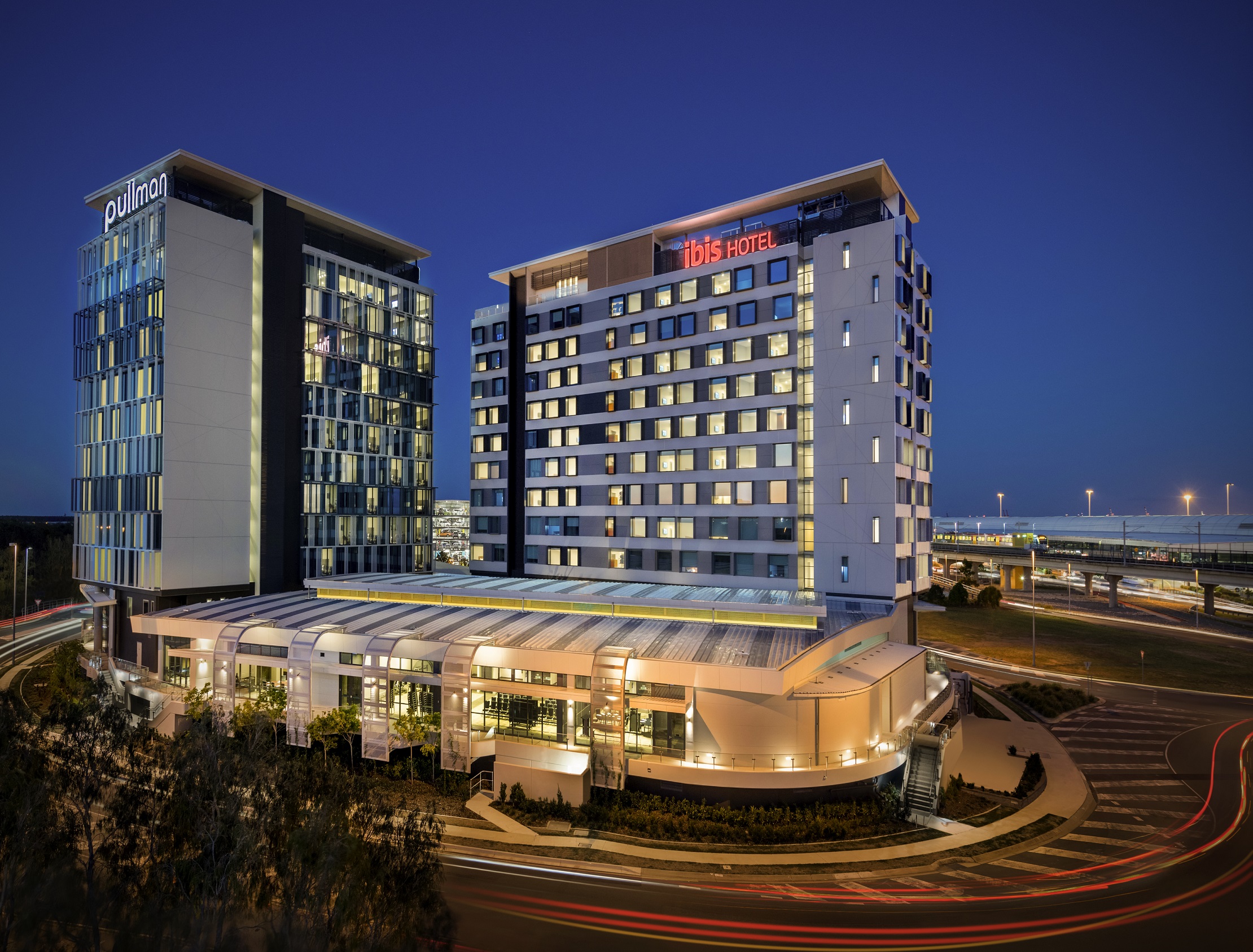 ibis Brisbane Airport & Pullman Brisbane Airport — Photo by Accor