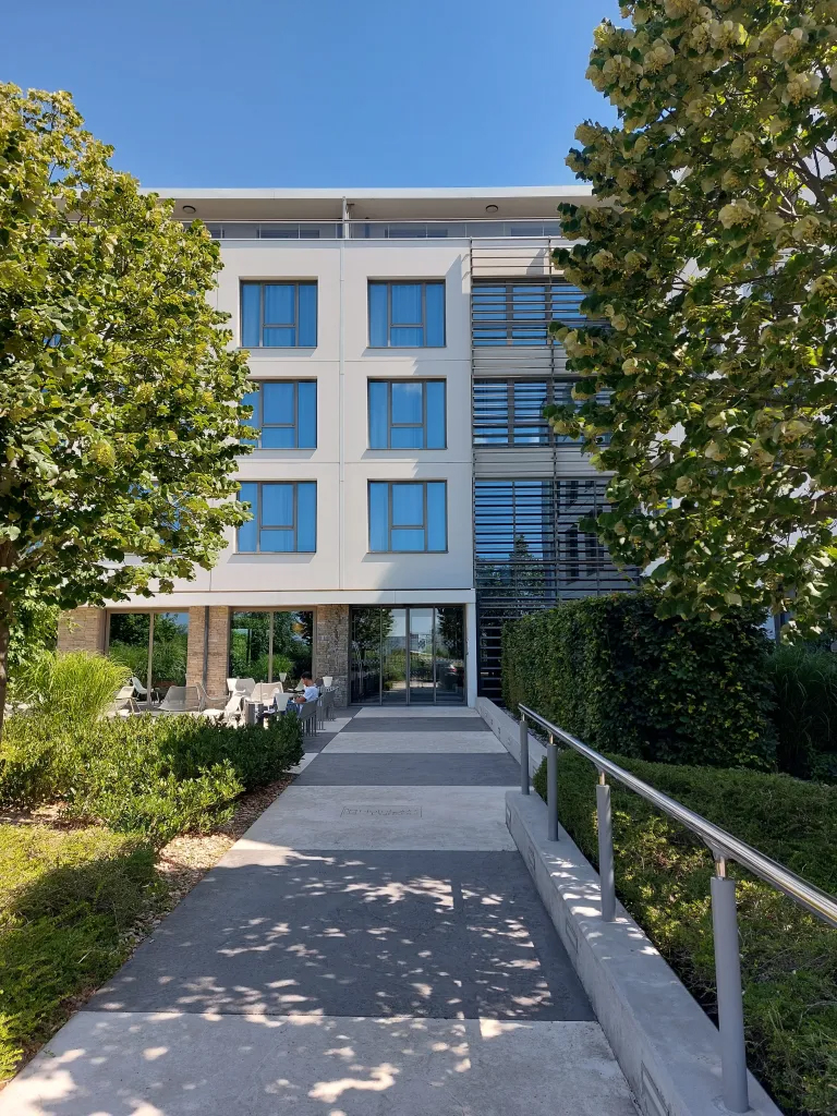 Spark by Hilton Lyon Eurexpo — Photo by Hilton