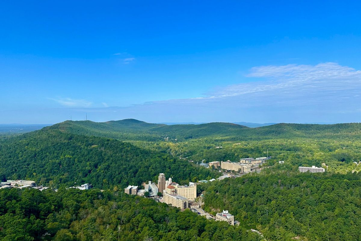 Hot Springs Lake House Rentals