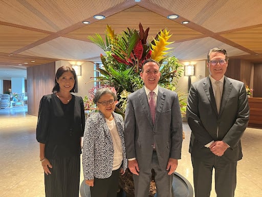 Halekulani Managers (left to right): Bonnie Bise, Audrey Goh, Davide Barnes and Joseph Diver (missing: Linda Nakaima)— Source: Hotel Mogel Consulting Limited