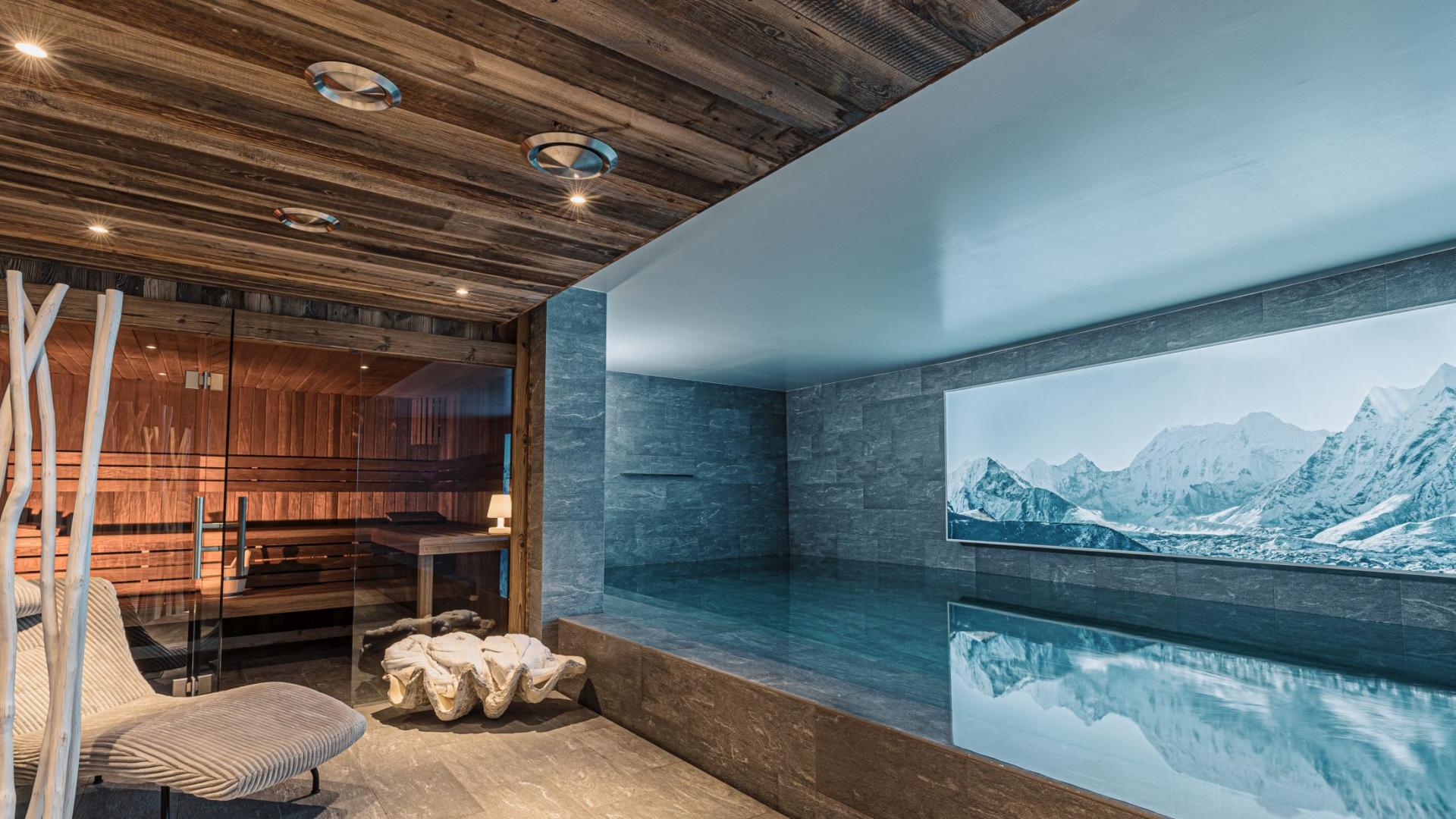 Val d'Isere Luxury Chalet — Photo by The Luxury Chalet Company