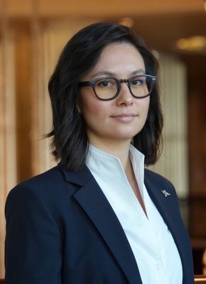 Evelyn Nguyen Van Schwarcz