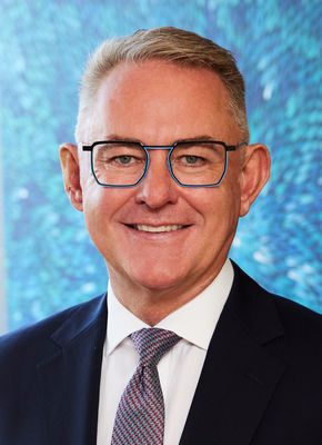 Mark Holmes