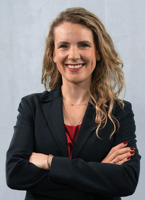 Nicola Gryczka Kirsch