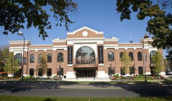 Chocoholics Rejoice: At Hershey's Towneplace Suites, You Can Bake Brownies In Your Private Kitchen After Hitting Hersheypark