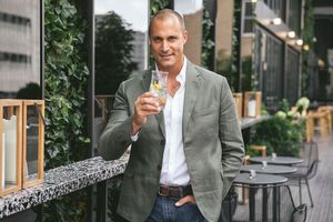 AC Hotels By Marriott & Photographer Nigel Barker Debut Custom Gin Tonic Glass 