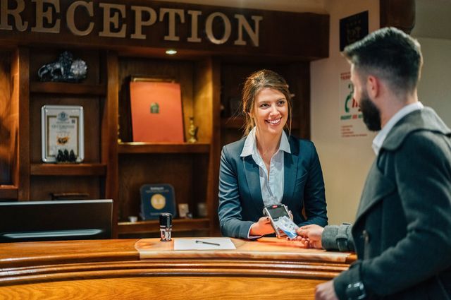How Hotel Managers Sell Staff on Upselling to Guests