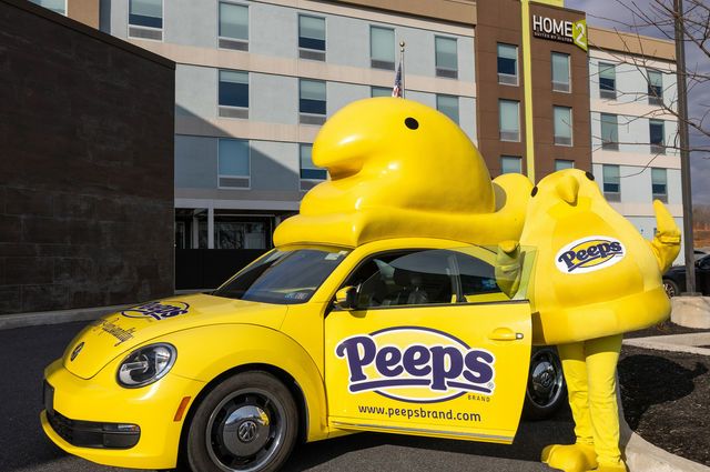 PEEPS® Brand Invites Fans to Stay in the First-Ever "PEEPS® Sweet Suite"