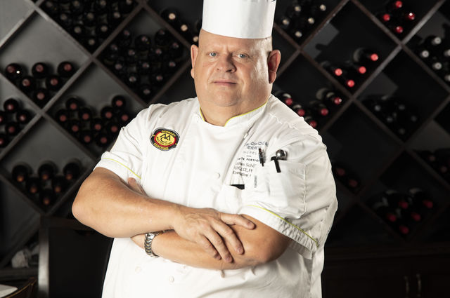 Craddock Terry Hotel Shoemaker’s American Grille in Lynchburg, VA Wins Distinguished Restaurants of North America Award