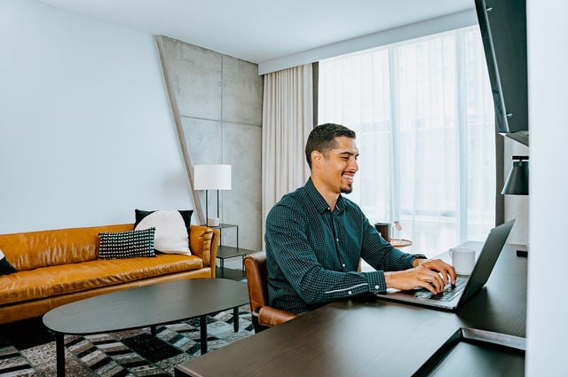 3 Ways Small Business Owners and Their Teams Can Travel Smarter