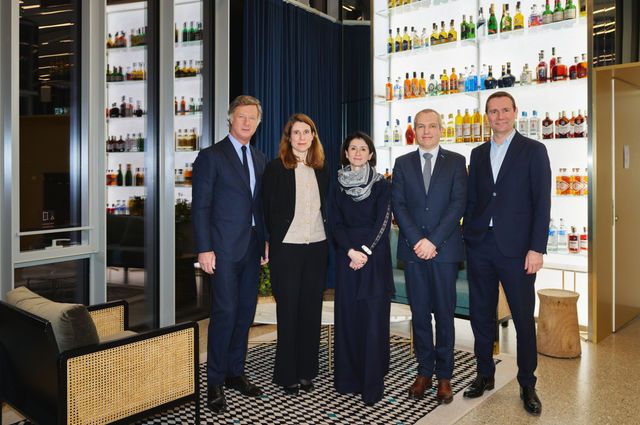 Accor joins the groundbreaking data management technology partnership launched by Pernod Ricard and JCDecaux
