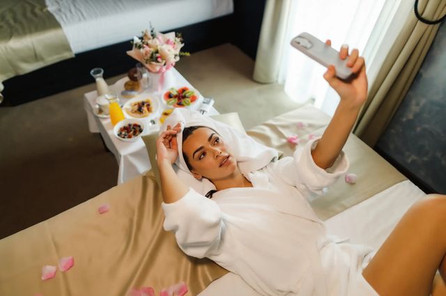 Hotel Social Media Hacks: 6 Post Ideas That’ll Drive More Bookings