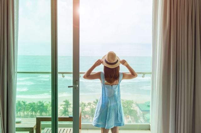 6 mistakes that destroy your hotel guest experience (and how to fix them)