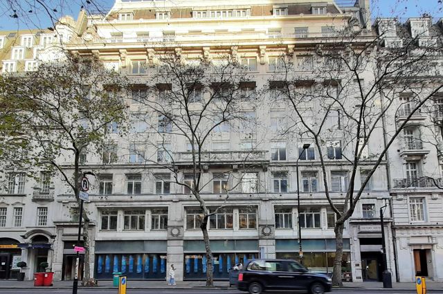 Whitbread secures prime mid-town site for new hub by Premier Inn