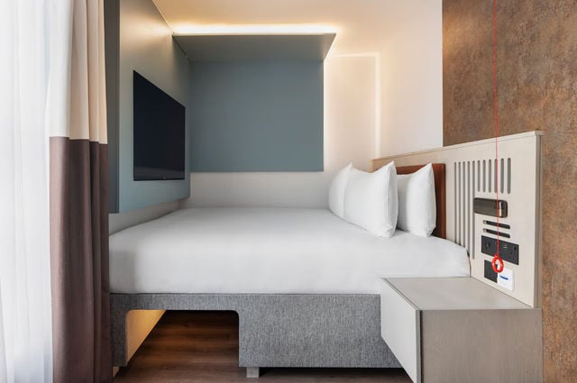 Hilton sparks growth in West London with expansion of premium economy brand