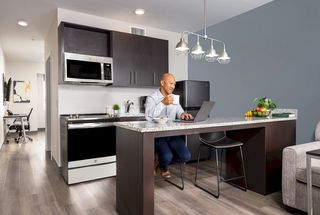 Redefining the Business Travel Experience: the stayAPT Suites Style