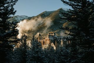 Checking in at Fairmont Banff Springs and the Luxury Trend for More Intimate Guestrooms