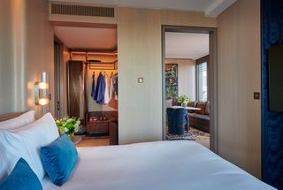 Pan Pacific London Unveils Newly Renovated Suites Spotlighting Flair & Functionality