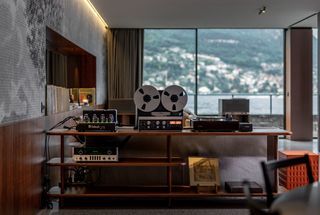 Il Sereno, Lake Como Presents the Darsena Listening Suite: the World’s First Hotel Suite Built Entirely Around the Art of Listening