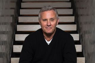 Ian Schrager Receives SevenRooms Icon Award At The World’s 50 Best Hotels 2025 Ceremony