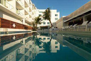 Oliver Hospitality Expands Footprint to Florida with the Addition of The Sarasota Modern, a Tribute Portfolio Hotel