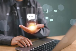 Can the future of hotel reviews be completely AI-generated?