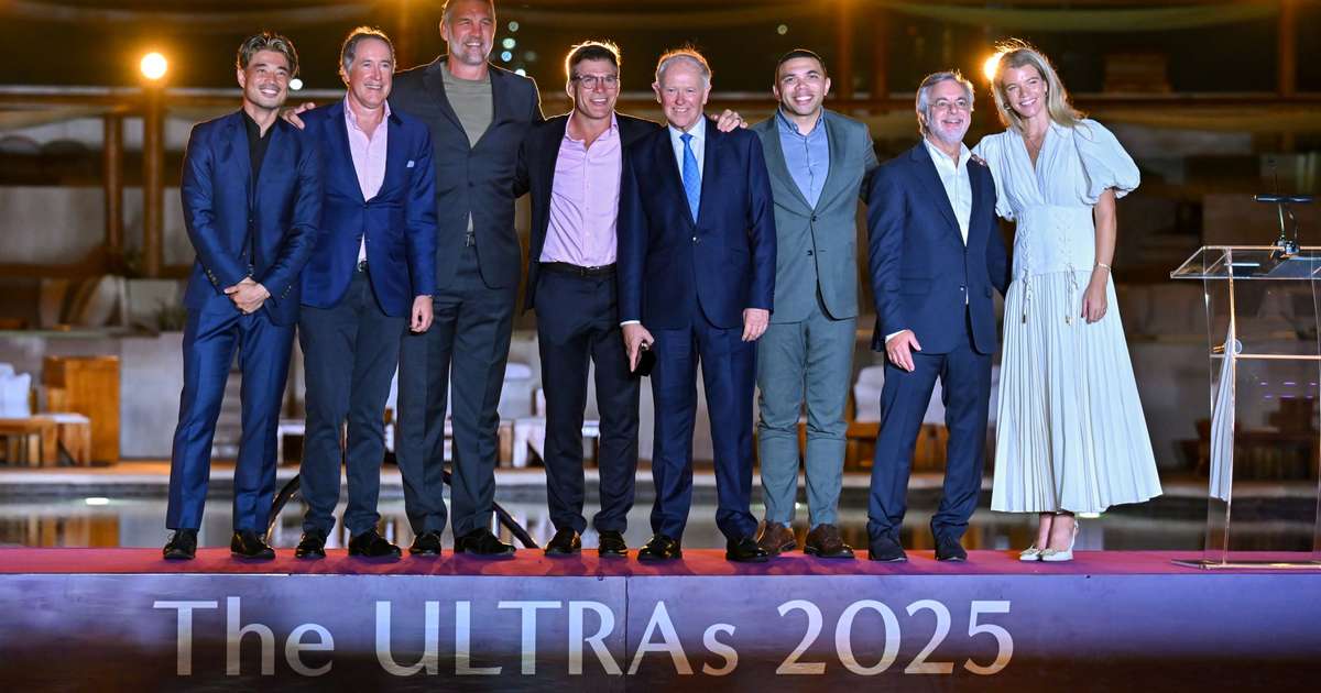 The Best in Global Travel for 2025 Celebrated at Glamorous Ultras Awards Ceremony in Dubai