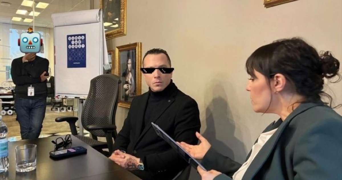 Expedia Guess The Guest: A Conversation on Hospitality, Dead Internet Theory, Artificial Intelligence, and Human Stupidity