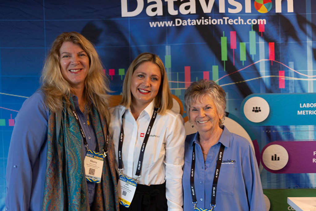 Sherry Marek (Datavision), Jill Dassen (Hospitality Net) & Bonnie Shetters Wise (Datavision) at HITEC Europe 2019 — Photo by Hospitality Net