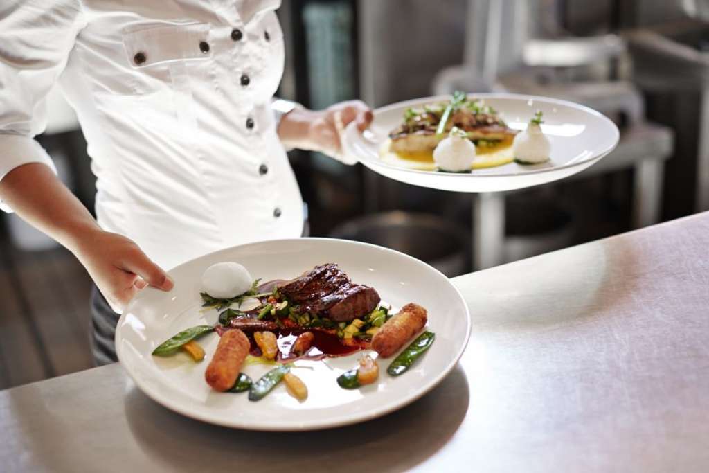 Key Strategies to Help Hotels Boost F&B Profit