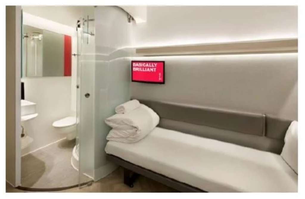 Figure 1 - Zip by Premier Inn’s 90 sq. ft room— Photo by Source: www.premierinn.com