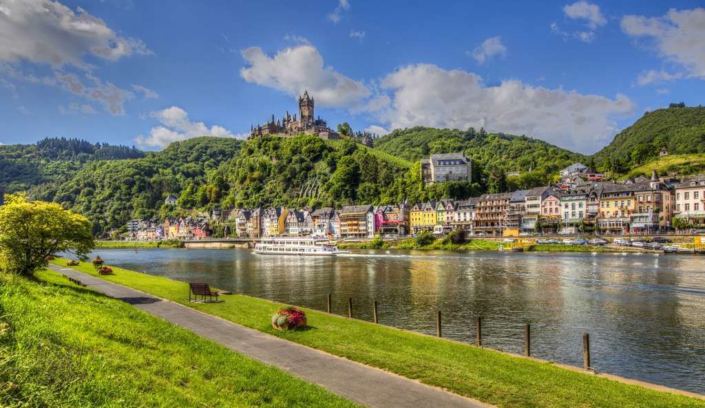 2020 #TravelGoals: Discover the Top 10 Most Welcoming Places on Earth