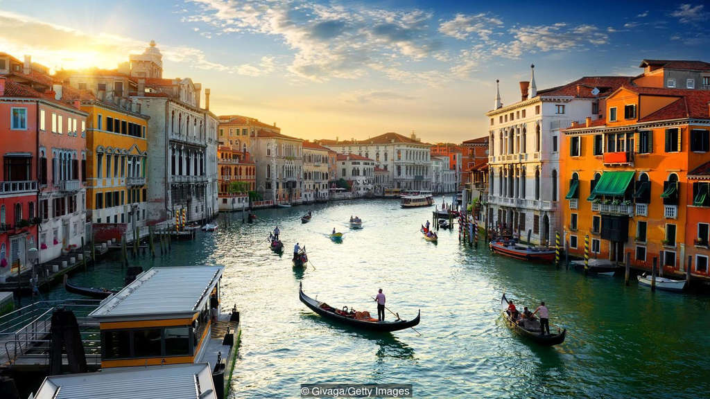 Waterways in Venice currently appear cleaner because of a drastic reduction in tourist boat traffic— Photo by Givaga/Getty Images