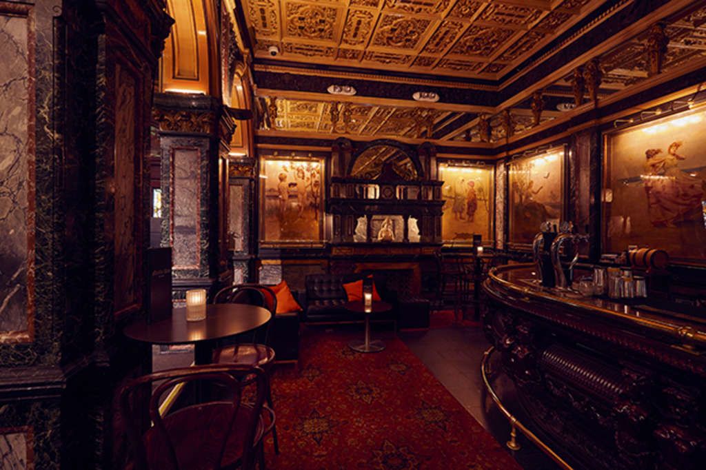 Hilton Sydney – Marble Bar— Source: Hilton