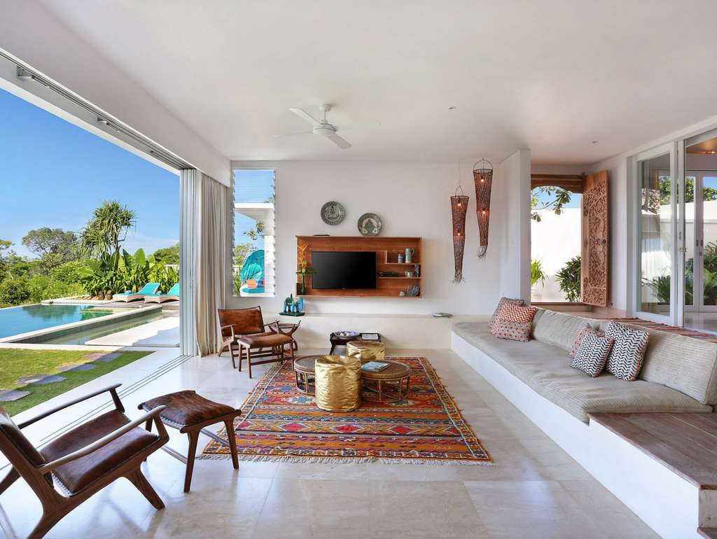 353 Degrees North — Photo by Booking.com