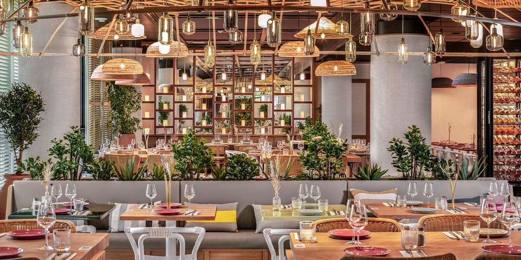 Rosé, Novotel Paris Porte de Versailles
— Source: Accor