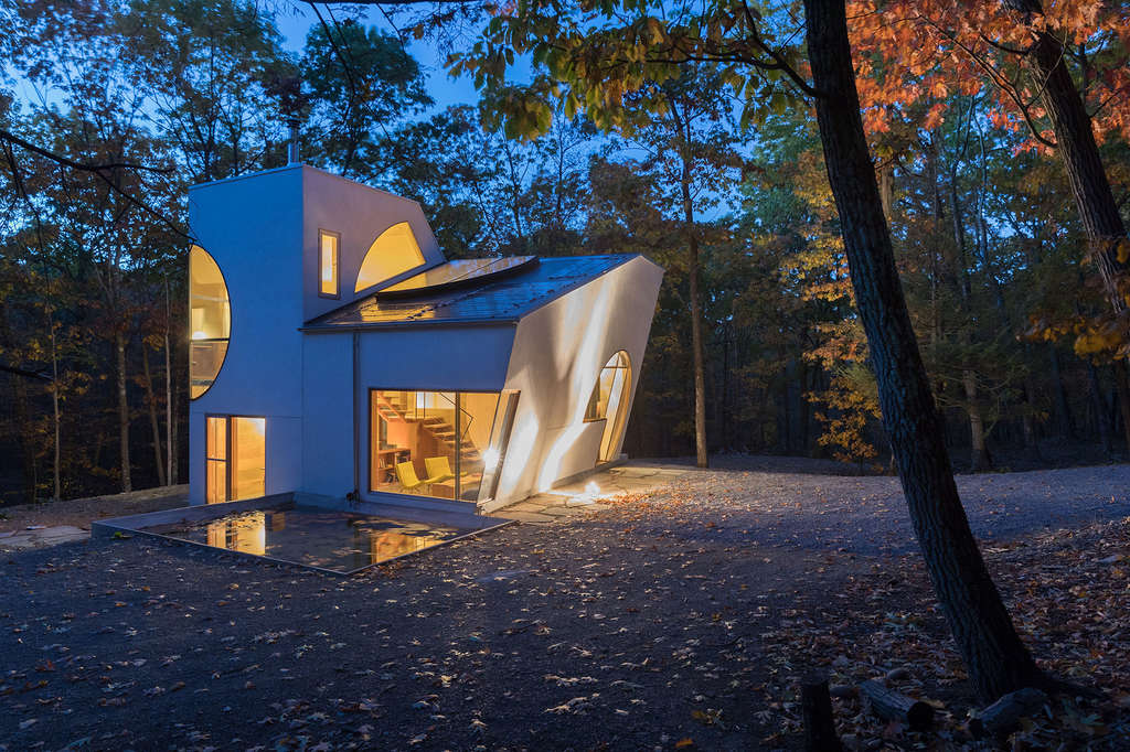 Architectural wonder in the woods (Rhinebeck, New York, United States)— Photo by Iwan Baan
