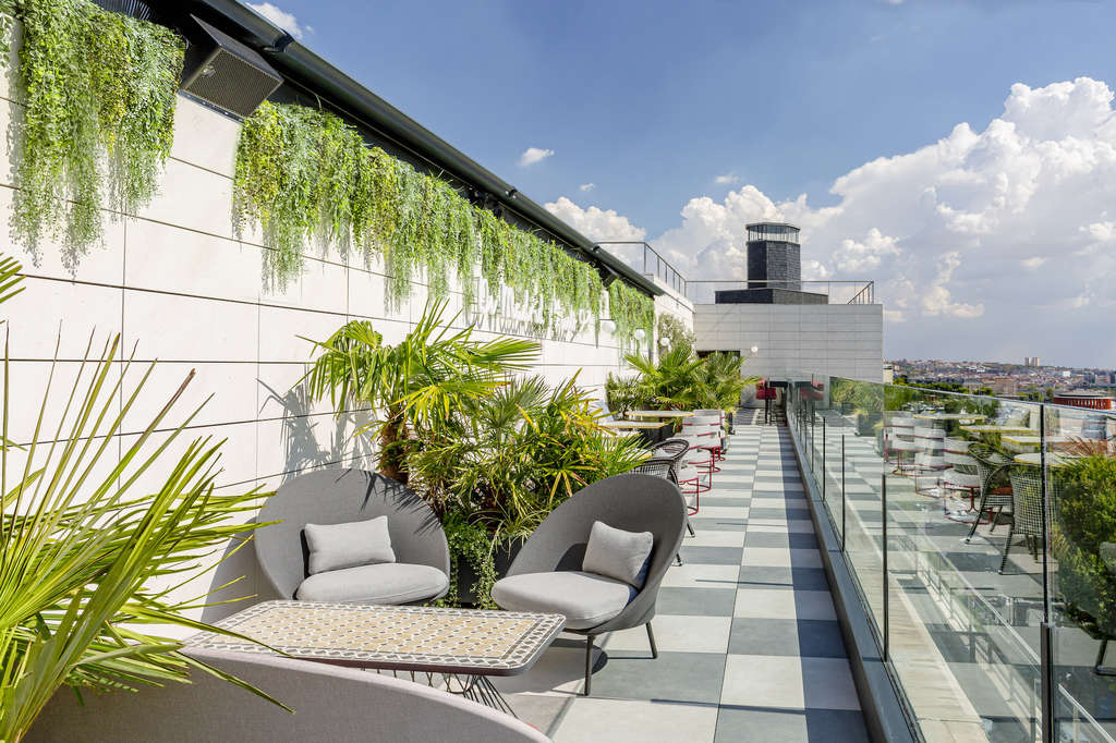 Radisson RED launches in Spain by bringing energy to the heart of Madrid