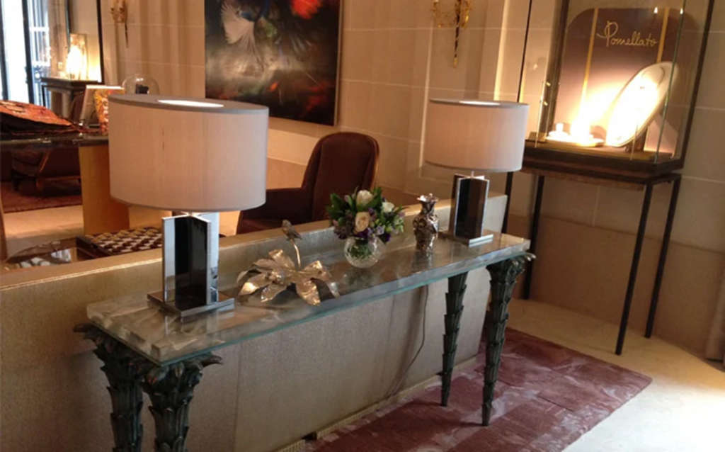 Hôtel de Crillon, lobby — ©Suzanne Godfrey