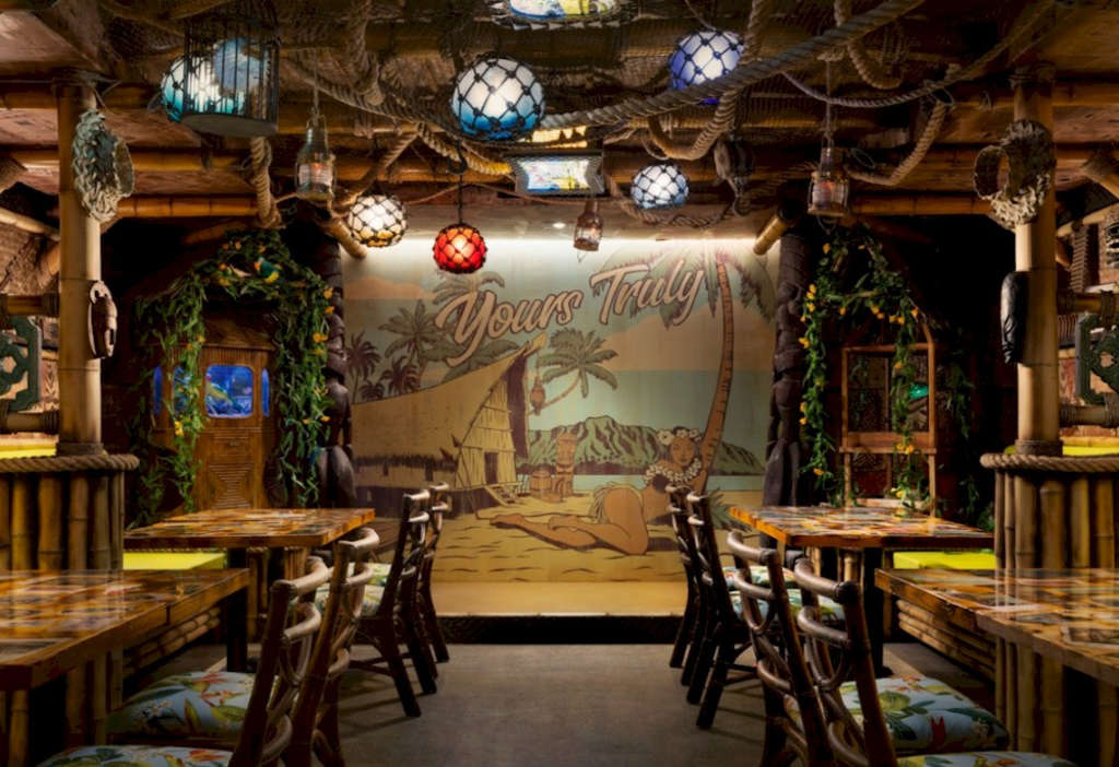 Yours Truly cocktail bar at the AC Hotel Honolulu — Photo by Highgate Hotels, L.P.