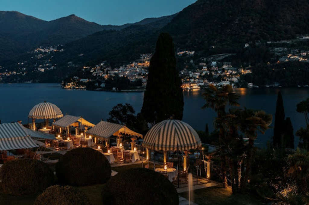 Dinner on the terrace— Source: Ruben Ortiz